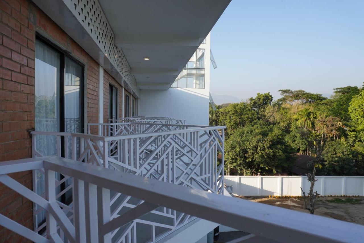 Shada Pathor Hotel & Resort Companiganj Exterior photo